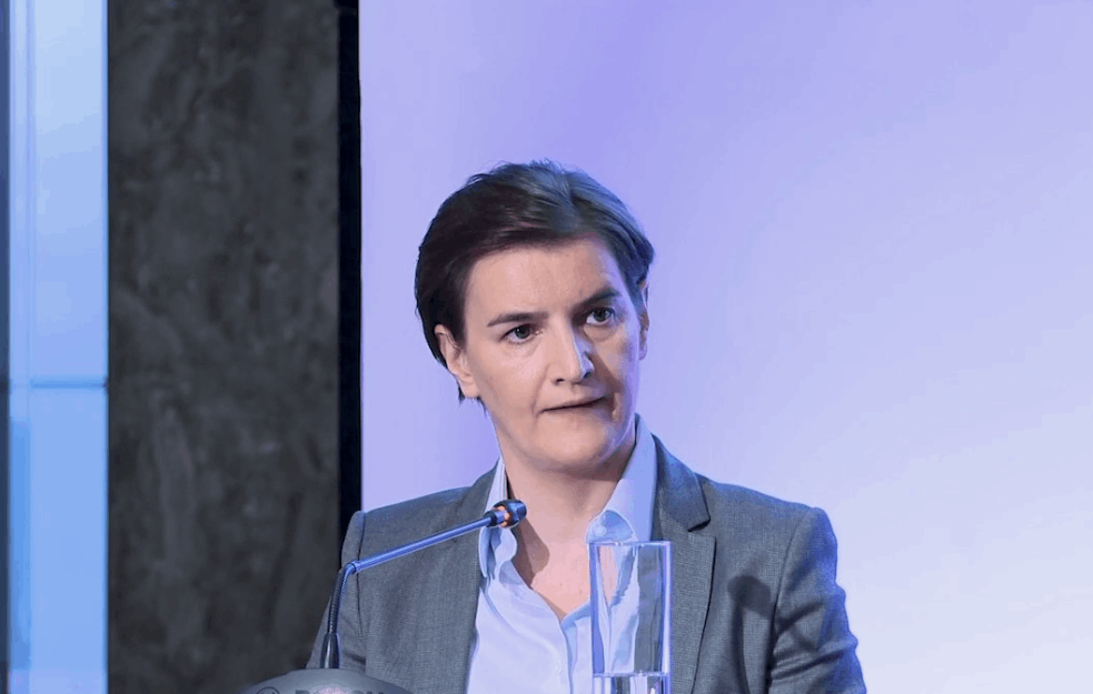 ANA BRNABIĆ PORUČILA: 'Jedan od privedenih antivaksera je vakcinisan, TO JE LICEMERJE'! 